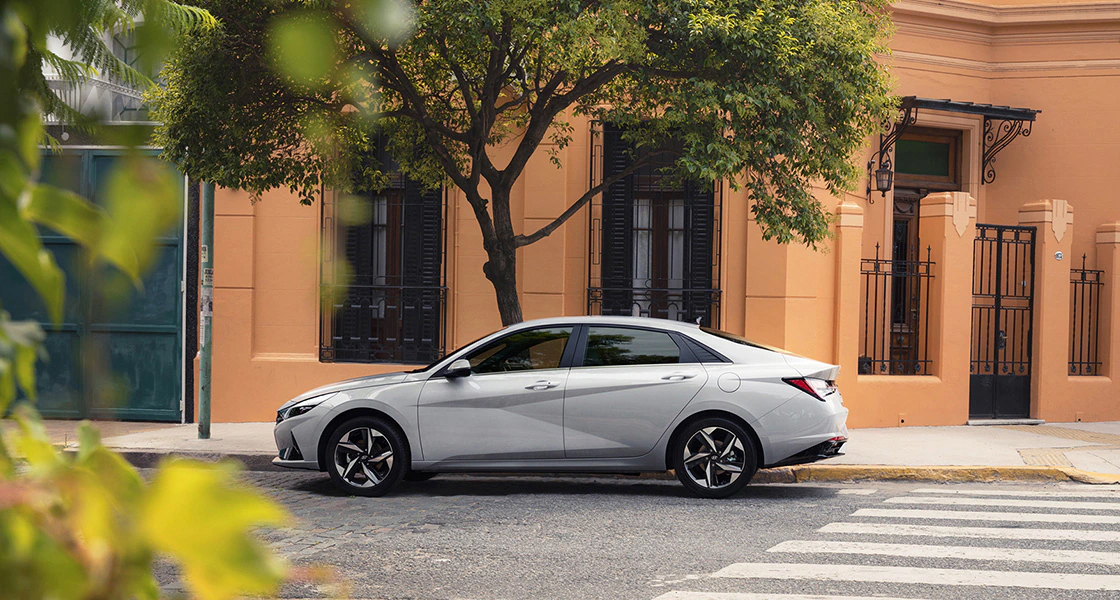 Дизайн Hyundai ELANTRA | Сучасний Седан | Захід Авто-М - фото 35