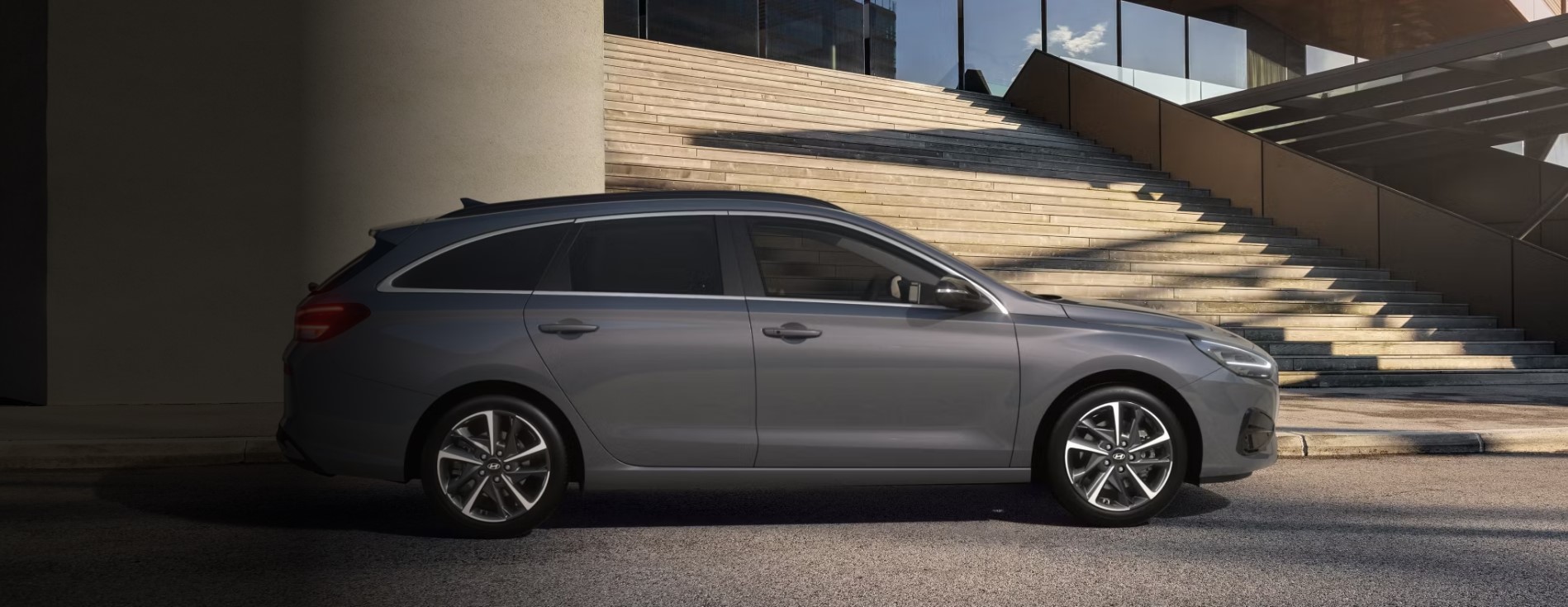 Дизайн i30 Wagon | Екстер’єр та інтер’єр | Захід Авто-М - фото 6